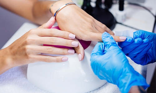 Safe and high-quality manicure. Tips for nail artist